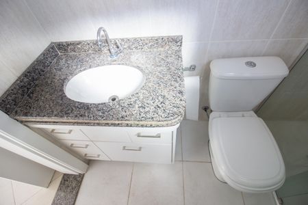 Apartamento à venda com 169m², 4 quartos e 3 vagas Apartamento à venda com 169m², 4 quartos e 3 vagasBanheiro da Suíte 1