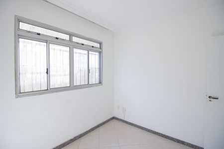 Apartamento à venda com 169m², 4 quartos e 3 vagas Apartamento à venda com 169m², 4 quartos e 3 vagasQuarto 1