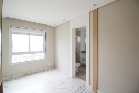 Apartamento à venda com 210m², 4 quartos e 3 vagasSuíte 1 