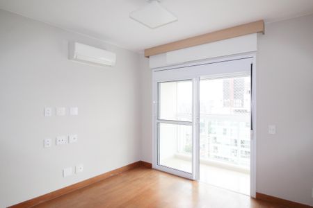 Apartamento à venda com 210m², 4 quartos e 3 vagasSuíte 2