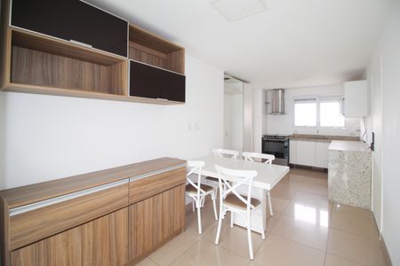 Apartamento à venda com 210m², 4 quartos e 3 vagasCozinha