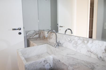 Apartamento à venda com 210m², 4 quartos e 3 vagasLavabo