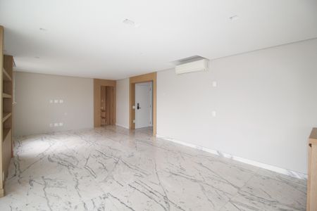 Sala de apartamento à venda com 4 quartos, 210m² em Vila Olímpia, São Paulo