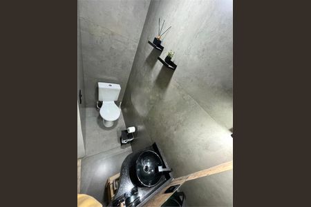 Casa à venda com 168m², 3 quartos e 2 vagas