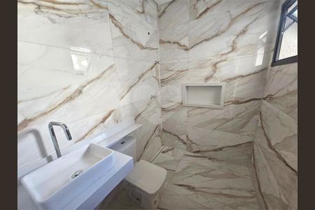 Casa à venda com 95m², 3 quartos e 2 vagas