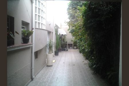 Casa de condomínio à venda com 130m², 4 quartos e 4 vagas