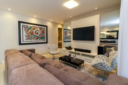 Apartamento à venda com 147m², 4 quartos e 2 vagasSala