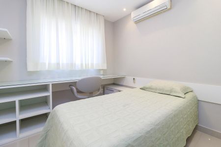 Apartamento à venda com 147m², 4 quartos e 2 vagasSuíte 2