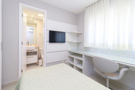 Apartamento à venda com 147m², 4 quartos e 2 vagasSuíte 2