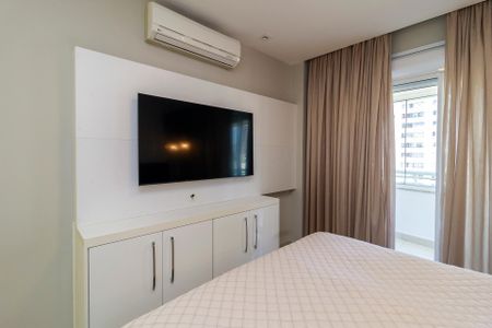 Apartamento à venda com 147m², 4 quartos e 2 vagasSuíte 1