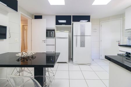 Apartamento à venda com 147m², 4 quartos e 2 vagasCozinha