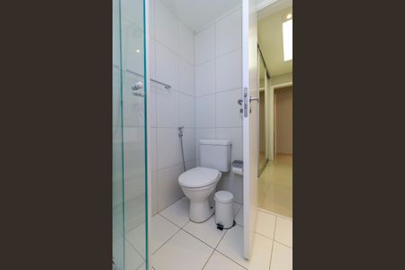 Apartamento à venda com 147m², 4 quartos e 2 vagasSuíte 1 - Banheiro