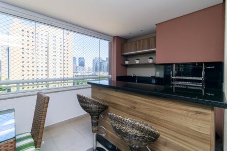 Sala - Varanda de apartamento à venda com 4 quartos, 147m² em Vila Gertrudes, São Paulo