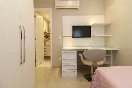 Apartamento à venda com 147m², 4 quartos e 2 vagasSuíte 3
