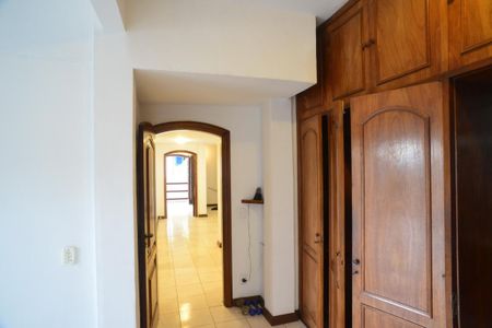 Casa à venda com 657m², 4 quartos e 7 vagas Casa à venda com 657m², 4 quartos e 7 vagasSuíte 2