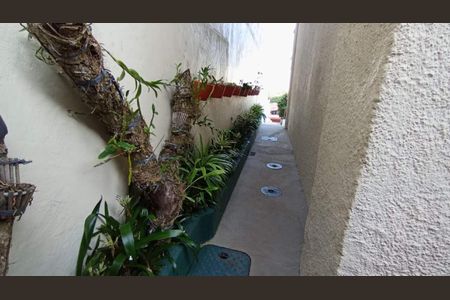 Casa à venda com 657m², 4 quartos e 7 vagas Casa à venda com 657m², 4 quartos e 7 vagasÁrea Externa