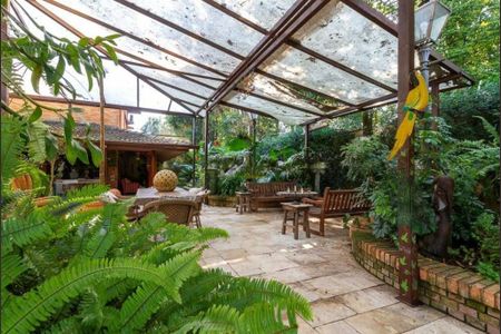 Casa à venda com 579m², 3 quartos e 5 vagas