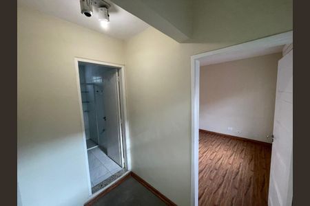 Casa à venda com 240m², 3 quartos e 2 vagas
