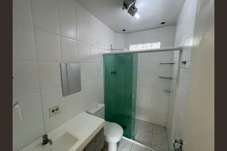 Casa à venda com 240m², 3 quartos e 2 vagas