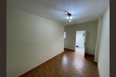 Casa à venda com 240m², 3 quartos e 2 vagas