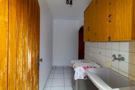 Casa de condomínio à venda com 200m², 3 quartos e 4 vagasÁrea de Serviço