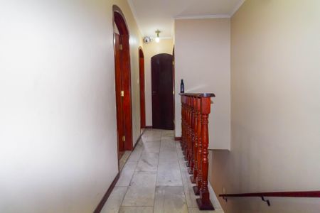 Casa de condomínio à venda com 200m², 3 quartos e 4 vagasCorredor dos Quartos