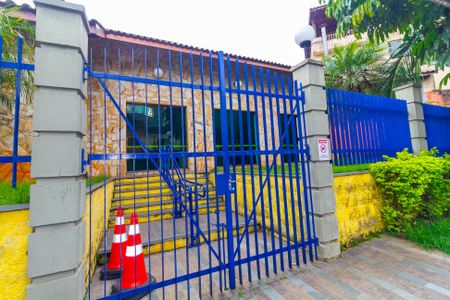 Casa de condomínio à venda com 200m², 3 quartos e 4 vagasÁrea comum - Salão de festas