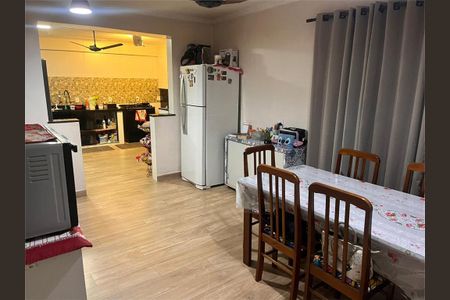 Casa à venda com 4 quartos, 110m² em Vila Antonieta, São Paulo