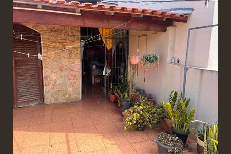 Casa à venda com 110m², 4 quartos e 2 vagas