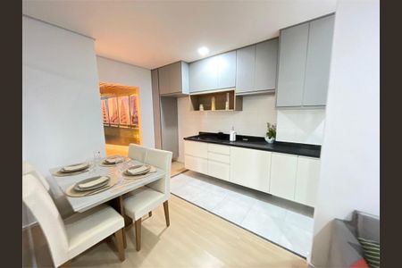 Apartamento à venda com 42m², 2 quartos e 1 vaga