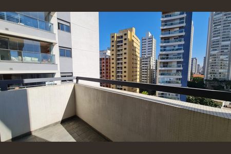 Apartamento à venda com 74m², 1 quarto e 2 vagas