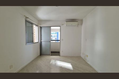 Apartamento à venda com 74m², 1 quarto e 2 vagas