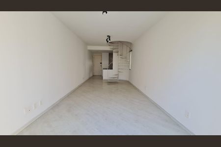 Apartamento à venda com 74m², 1 quarto e 2 vagas