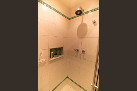 Apartamento à venda com 87m², 2 quartos e 1 vaga Apartamento à venda com 87m², 2 quartos e 1 vagaBanheiro Social