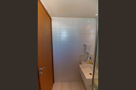 Apartamento à venda com 87m², 2 quartos e 1 vaga Apartamento à venda com 87m², 2 quartos e 1 vagaBanheiro da Suíte