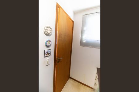 Apartamento à venda com 87m², 2 quartos e 1 vaga Apartamento à venda com 87m², 2 quartos e 1 vagaEscritório