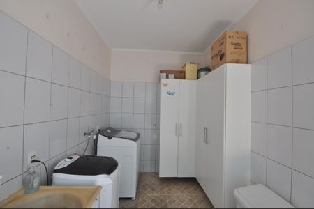 Casa à venda com 190m², 3 quartos e 3 vagasÁrea de serviço