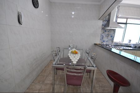 Casa à venda com 190m², 3 quartos e 3 vagasCopa