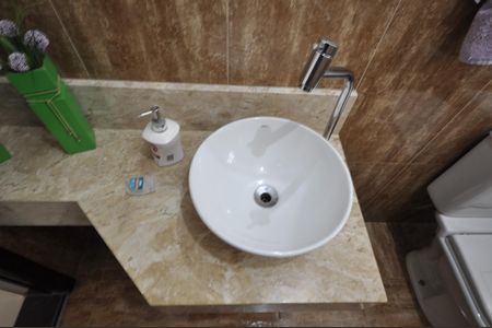 Casa à venda com 190m², 3 quartos e 3 vagasLavabo