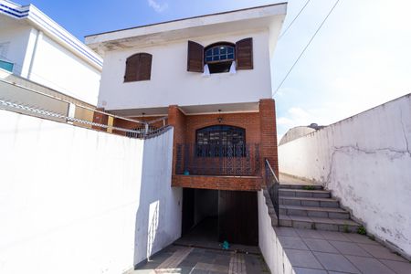 Casa à venda com 257m², 3 quartos e 8 vagasFachada
