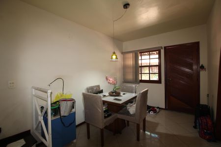 Casa de condomínio à venda com 87m², 2 quartos e 1 vagaSala