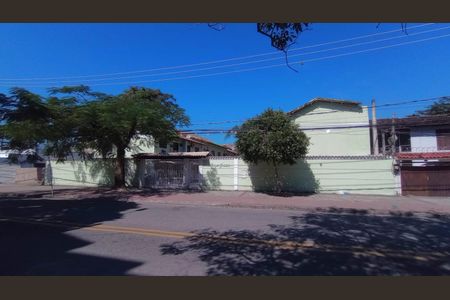 Casa de condomínio à venda com 87m², 2 quartos e 1 vagaFachada