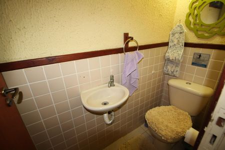 Casa de condomínio à venda com 87m², 2 quartos e 1 vagaLavabo