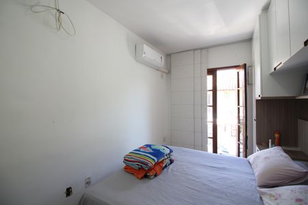 Casa de condomínio à venda com 87m², 2 quartos e 1 vaga Suíte