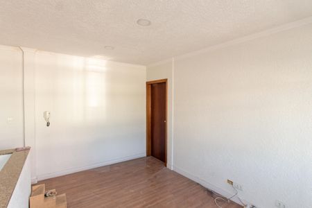 Casa para alugar com 342m², 4 quartos e 4 vagas Casa para alugar com 342m², 4 quartos e 4 vagasSala 2