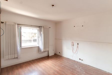 Casa para alugar com 342m², 4 quartos e 4 vagas Casa para alugar com 342m², 4 quartos e 4 vagasSuíte 1