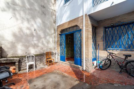 Casa à venda com 181m², 3 quartos e 2 vagasQuintal