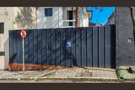 Casa à venda com 181m², 3 quartos e 2 vagasFachada