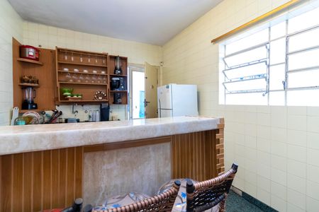 Casa à venda com 181m², 3 quartos e 2 vagasCozinha