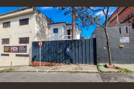 Casa à venda com 181m², 3 quartos e 2 vagasFachada